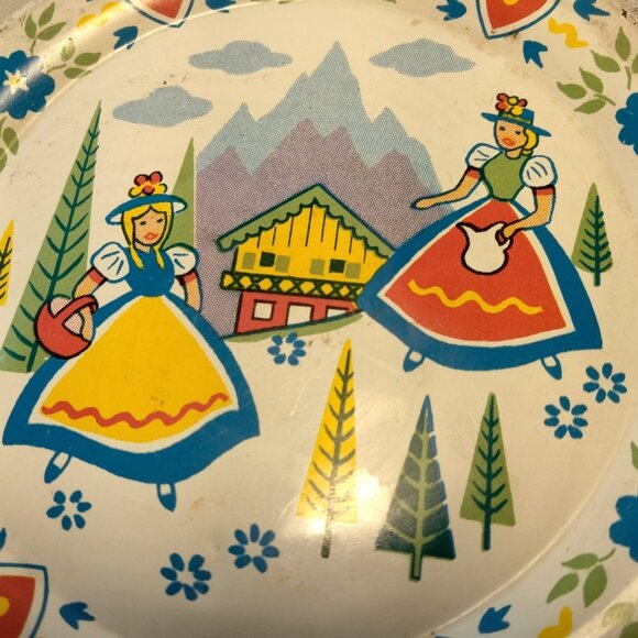 Ohio Art Litho Toy Metal Plate Swiss Alpine Maids 1950s  Vintage 4 inch - Picture 2 of 4